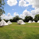 Дом отдыха Maison Pour Tribu, Activites Nature Et Animaux Acceptes - Fr-1-497-250