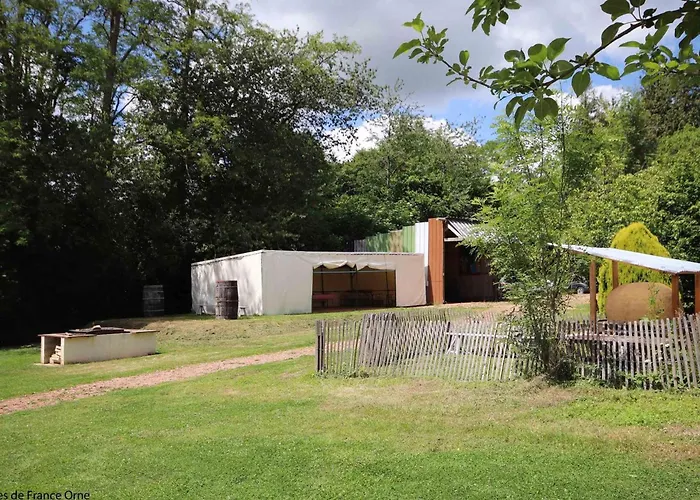 Maison Pour Tribu, Activites Nature Et Animaux Acceptes - Fr-1-497-250